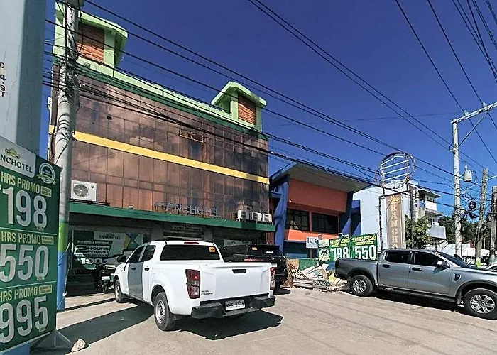 Hotel Ranchotel General Trias Cavite By Reddoorz *